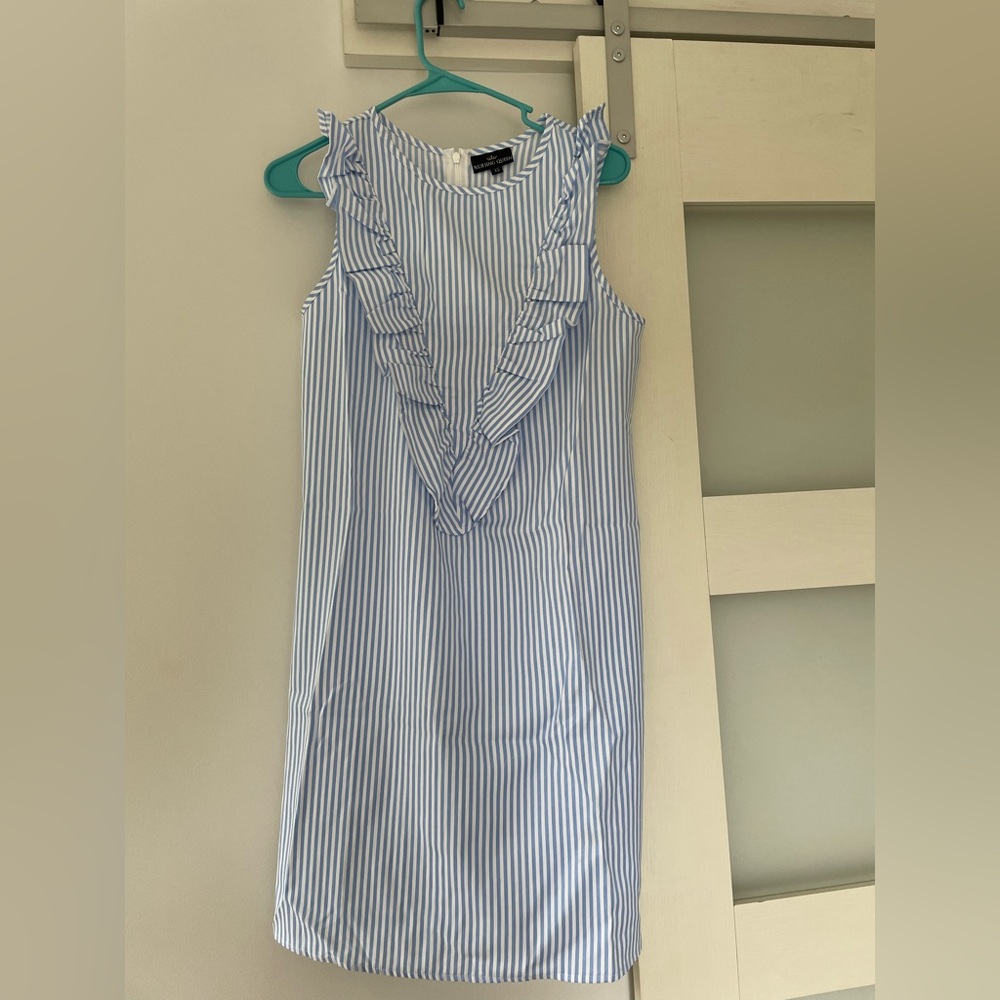 Striped hidden zipper nursing dress.
